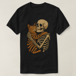 可愛くて怖い猫 - 骨と抱き合う子猫のイラスト Tシャツ
