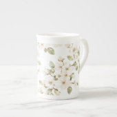 可愛らしいクリーム色の花の木 ボーンチャイナマグカップ (正面右)