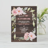 可愛らしいバラ色の花の木製ウェディング「I DO」 BBQ 招待状 (スタンド正面)