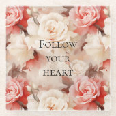 可愛らしいピンクのブッシュクリーム フローラル ブライダルシャワー ガラスコースター (正面)