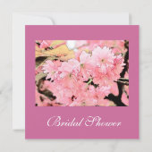 可愛らしいピンクの桜の花のブライダルシャワー 招待状 (裏面)