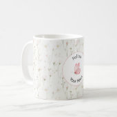 可愛らしいピンクの花と蝶々 コーヒーマグカップ (正面左)