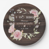 可愛らしいピンクの花のウッド I DO BBQ ペーパープレート (正面)
