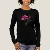 可愛らしいピンクの花 トライブレンドTシャツ (正面)