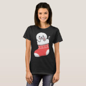 可愛らしいベビーハープのシールがクリスマスストアでアップ Tシャツ (正面フル)