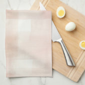 可愛らしい桃色のクリームチェック キッチンタオル (四つ折り)