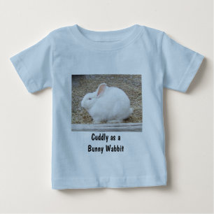 可愛らしい白いバニー ベビーTシャツ
