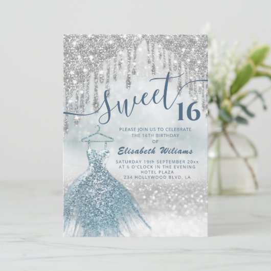 可愛らしい青いドレスの銀色のキラキラした乾グラデーション滴 招待状 (スタンド正面)