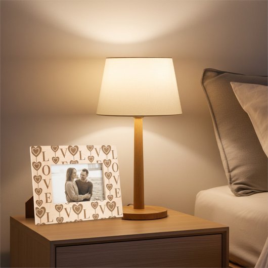 可愛カスタムい「LOVE」とハートストリングパターン レーザー彫刻フレーム