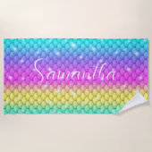 可愛ガーリーいきらめくレインボーはかりで測マーメイド ビーチタオル (正面)