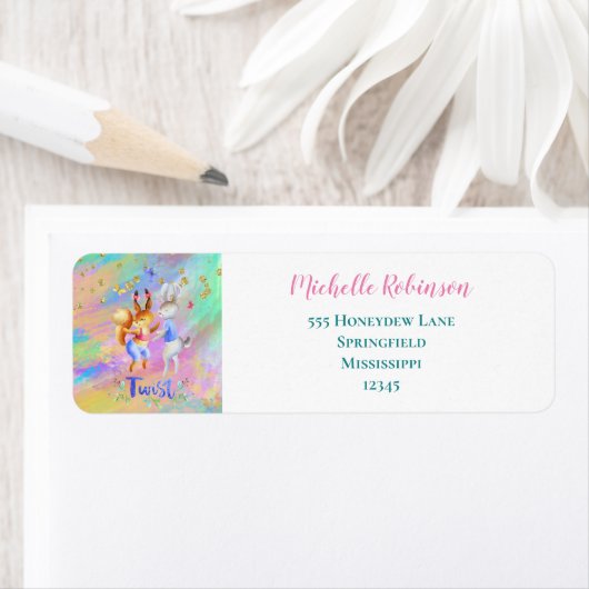 可愛ガーリーいピンク紫の青い森の動物パーティー ラベル (インサイチュ)