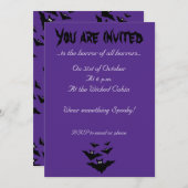 可愛クールい飛んでいるこうもりハロウィーン紫 招待状 (正面/裏面)