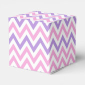 可愛シンプルいピンクと紫の幾何学模様 フェイバーボックス (裏面サイド)