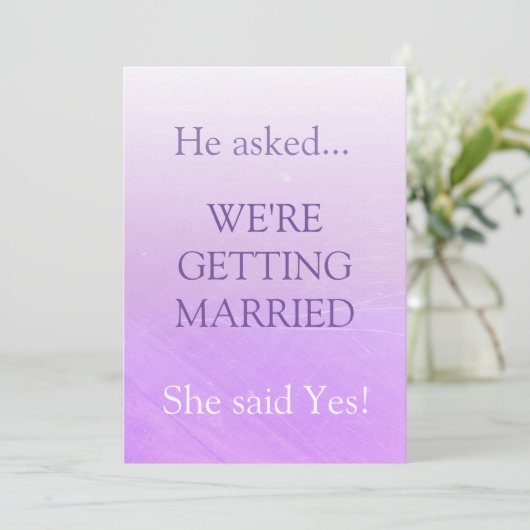 可愛シンプルい紫おもしろい彼女はYesの言結婚った 招待状 (スタンド正面)