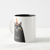 可愛パーソナライズされたいお洒落ハロウィーンブラックキャット ツートーンマグカップ (正面左)