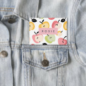 可愛パーソナライズされたいカラフルりんご柄 缶バッジ (インサイチュ)