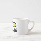 可愛パーソナライズされたいソフトボールを持つ小さな子供のマグカップ エスプレッソカップ (右)