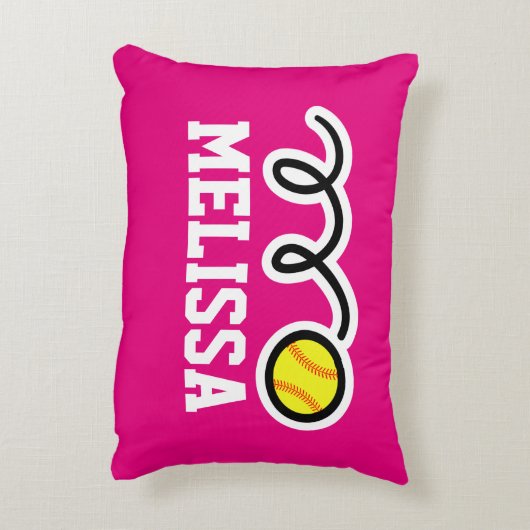 可愛パーソナライズされたいソフトボール付きピンクの女の子枕 アクセントクッション (裏面(縦))
