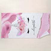 可愛パーソナライズされたいピンクのキッズユニコーン ビーチタオル (正面)