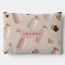 可愛パーソナライズされたいピンクのクッキーとストロベリーミルク