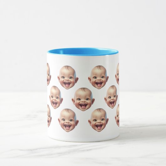 可愛パーソナライズされたいベビー顔写真 マグカップ (中央)