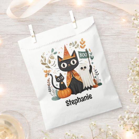 可愛パーソナライズされたい黒猫と幽霊ハロウィン フェイバーバッグ (クリップ留めされた状態)