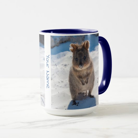 可愛パーソナライズされたくて幸せなビーチ マグカップ (正面右)