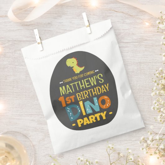 可愛モダンいディノ恐竜キッド誕生日ありがとう フェイバーバッグ (クリップ留めされた状態)