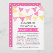 可愛モダンいピンクのバンティング女子ベビーシャワー 招待状 (正面/裏面)