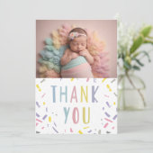 可愛モダンいベビーサンキューカード 招待状 (スタンド正面)