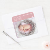 可愛モダンいベビー写真 |ピンクと白 |引用文 スクエアシール (封筒)