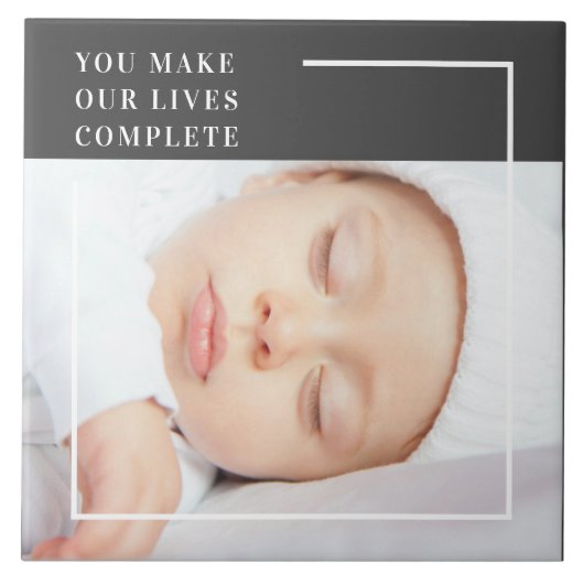 可愛モダンいベビー写真 |美しい引用文 タイル (正面)