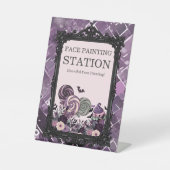 可愛不気味いゴシック紫の顔絵を描の駅 台座サイン (正面)