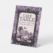 可愛不気味いゴシック風の紫のケーキテーブル 台座サイン (正面)