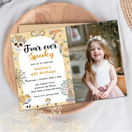 可愛不気味いハロウィン幽霊4thバースデーフォト 招待状