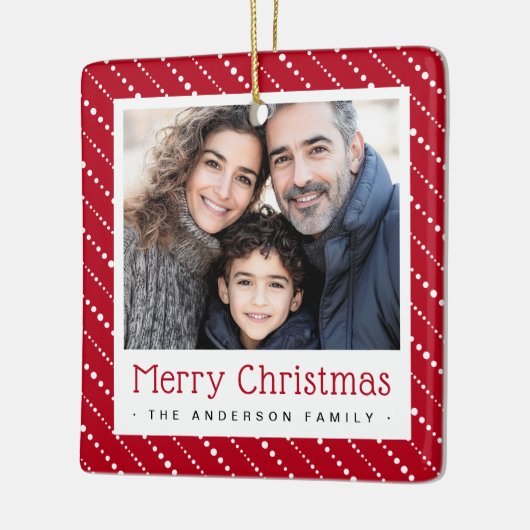 可愛点々のあるいストライプクリスマスの赤い写真 セラミックオーナメント (左)