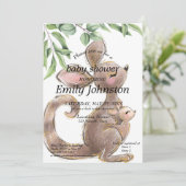 可愛絵を描いカンガルー男女兼用の赤ちゃん 招待状 (スタンド正面)