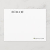 可愛考えい眠る子猫の赤いバスケット ポストカード (裏面)