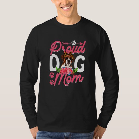 可愛誇りを持ったいボクサー犬お母さんの日 Tシャツ (正面)