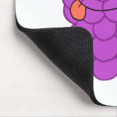 可愛間抜けいおもしろい紫色の葡萄のキャラクター マウスパッド (コーナー)