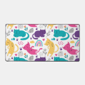 可愛間抜けい猫と花柄 デスクマット (正面)