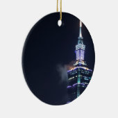 台湾のクローズアップの台北101タワー セラミックオーナメント (右)