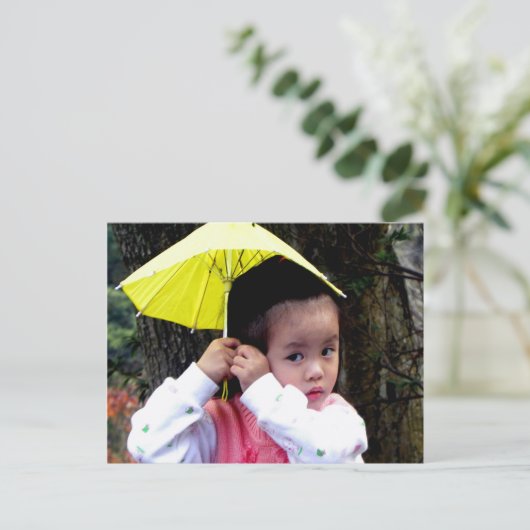 ©台湾小さな女の子 ポストカード (スタンド正面)