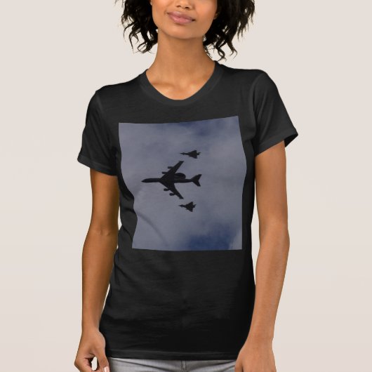 台風に護衛されるセントリー Tシャツ (正面)