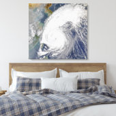 台風の衛星画像 キャンバスプリント (インサイチュ (寝室))