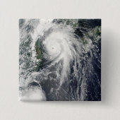 台風コンパス 缶バッジ (正面)