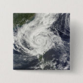 台風パルマ 缶バッジ (正面)