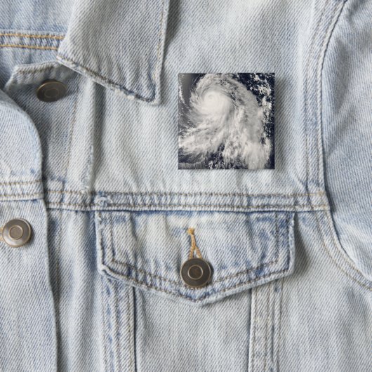 台風中里 缶バッジ (インサイチュ)