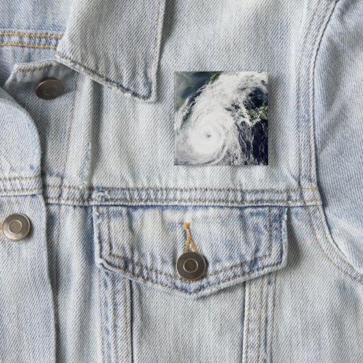 台風2号 缶バッジ (インサイチュ)