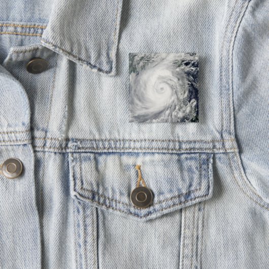 台風2号 缶バッジ (インサイチュ)